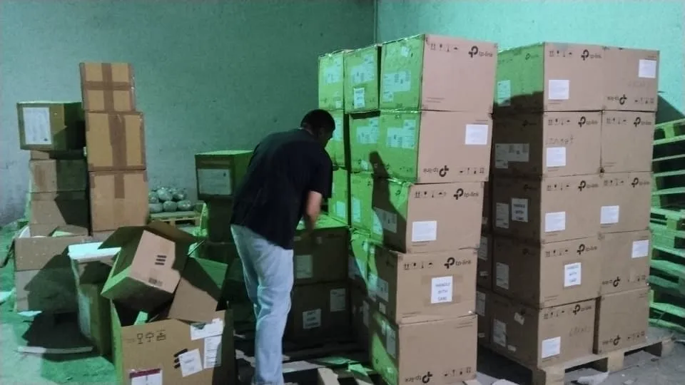 Delivering TP-Link Archer C20 to Bhutan Telecom (1)